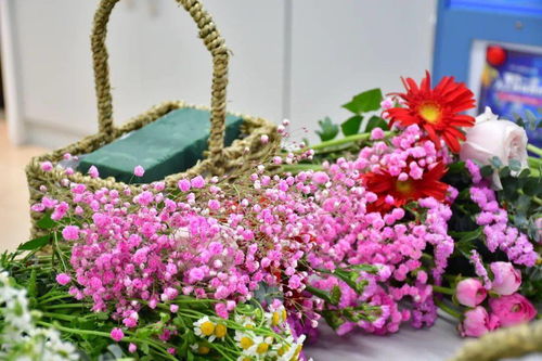 永恒的花禮，邂逅最美的自己——萬科實驗小學3.8婦女節主題插花活動紀實